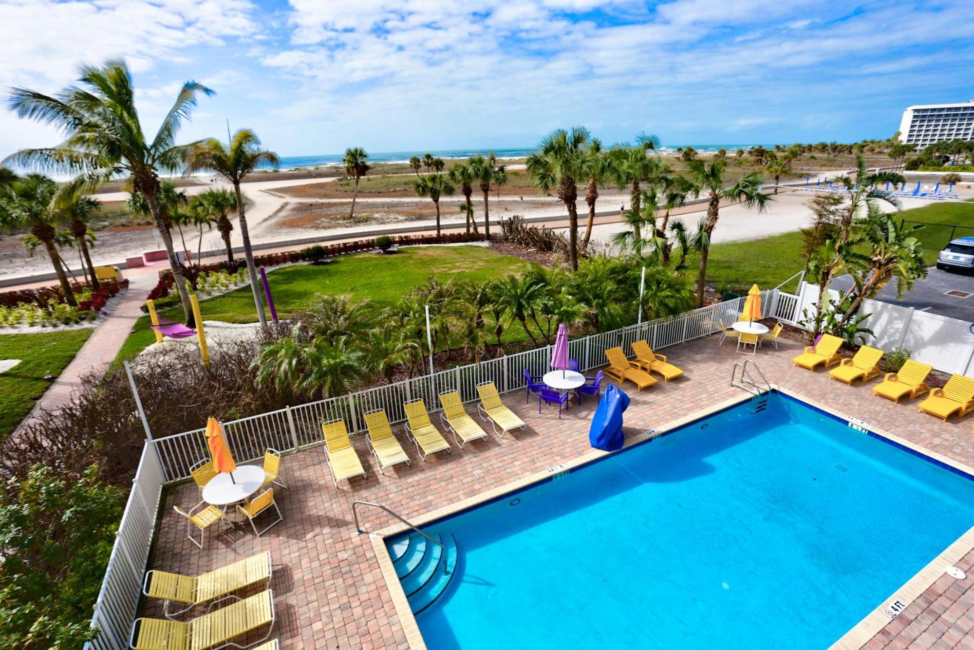 South Beach Condo Hotel By Travel Resort Services, Inc. St. Pete Beach Exterior foto